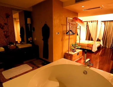 贵阳养生会所的黄昏恋:当爱情遇上八十岁